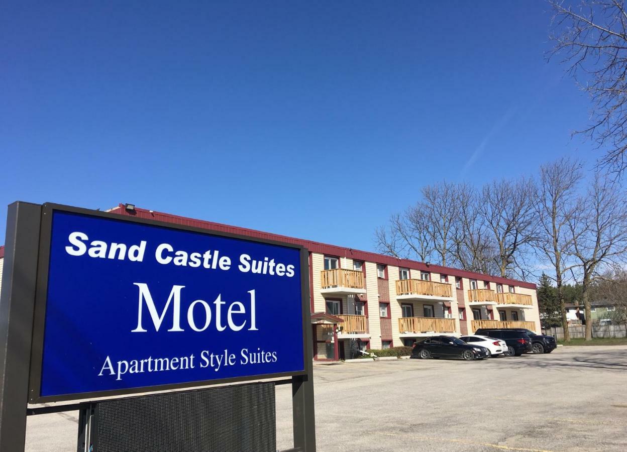 Sand Castle Suites Motel Port Elgin Bagian luar foto